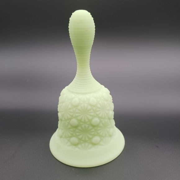 Fenton Lime Uranium Glass Daisy & Button Bell UV Reactive Glows Antique - Picture 5 of 13